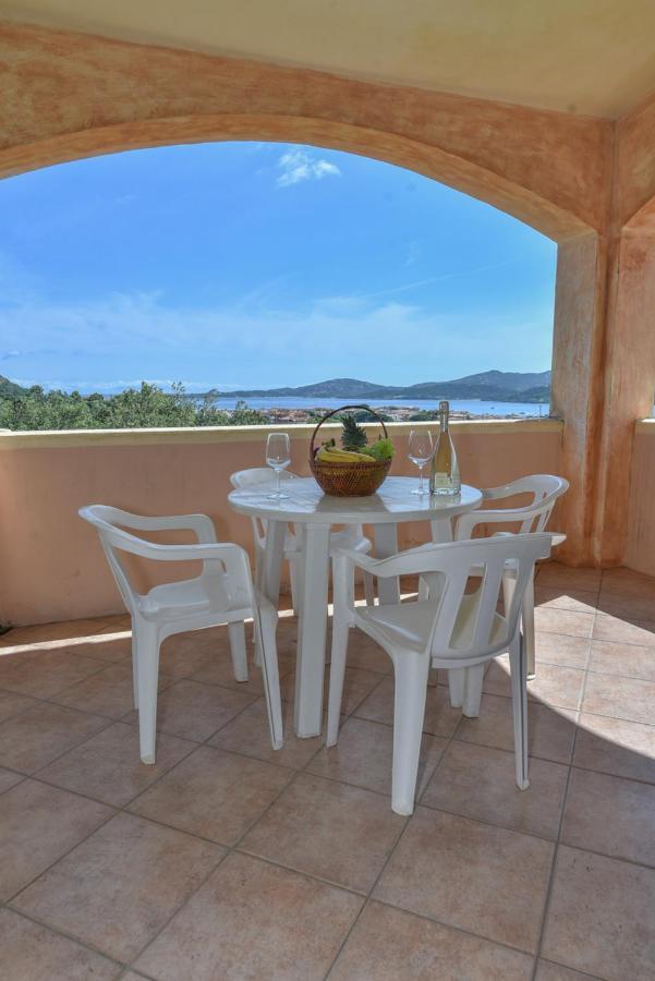 La Costa View Aparthotel Arzachena Kültér fotó