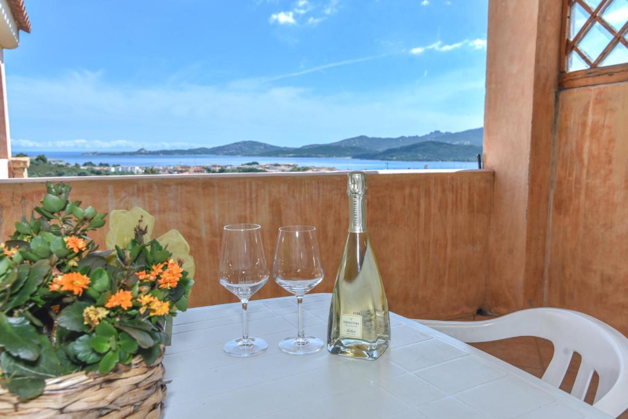 La Costa View Aparthotel Arzachena Kültér fotó
